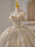 Luxury Ball Gown Off The Shoulder Short Sleeves Lace Wedding Dresses HZ1024
