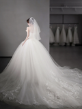 Elegant Ball Gown Strapless Satin Tulle With Veil Long Wedding Dresses HZ1024