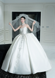 Timeless Ball Gown Strapless Satin Sequin Beaded With Veil Long Wedding Dresses HZ1024